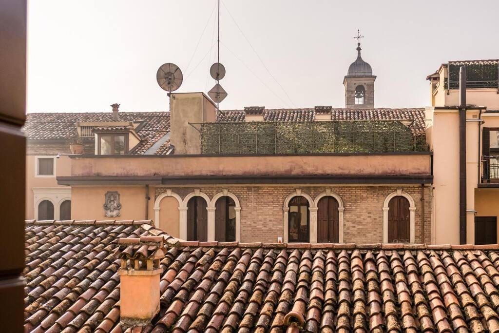 Enjoy Home - Studio Vicino Al Teatro Verdi Padova Exterior photo